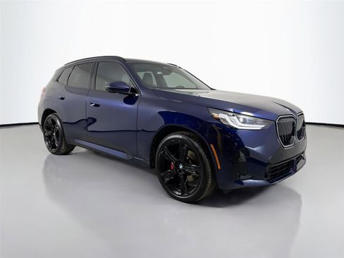 Used 2026 BMW X3 xDrive30 w/ Premium Package AWD/4WD image 3
