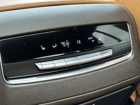 Used 2021 Cadillac Escalade Sport w/ Driver Assist Tech Package image 14