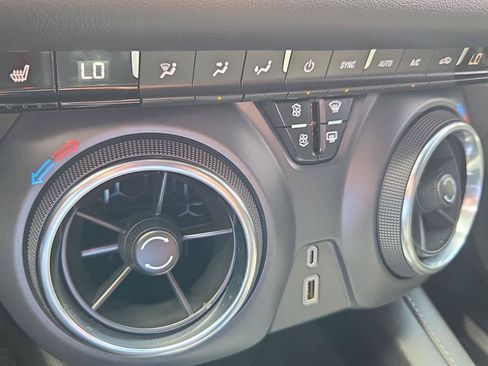 Used 2024 Chevrolet Blazer LT w/ Redline Edition FWD image 12