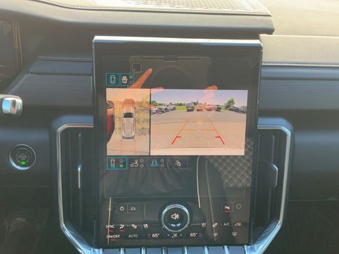 Used 2025 GMC Acadia Denali w/ Super Cruise Package AWD/4WD image 34