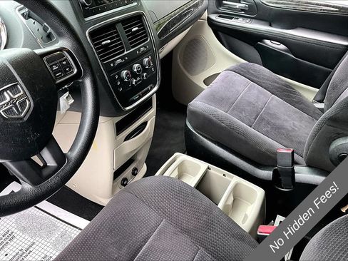 Used 2013 Dodge Grand Caravan SE FWD image 12