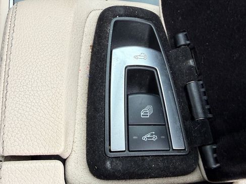 Used 2014 Mercedes-Benz E 350 Cabriolet image 40