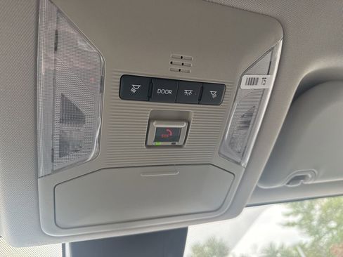 Used 2025 Toyota RAV4 LE image 22