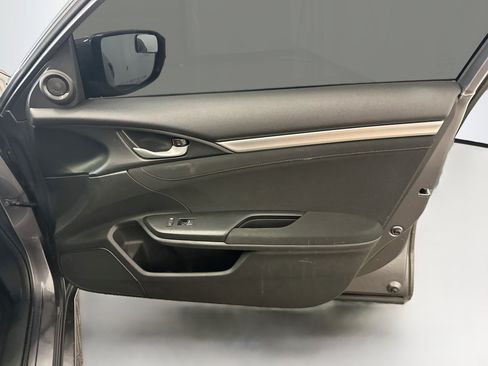 Used 2020 Honda Civic EX image 33