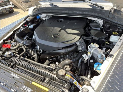 Used 2024 INEOS Grenadier AWD/4WD image 28