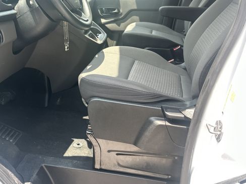 Used 2024 Ford Transit 350 XLT RWD image 11
