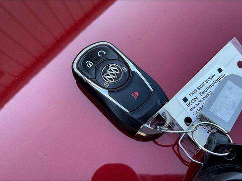 Used 2022 Buick Encore Preferred w/ Safety Package image 12