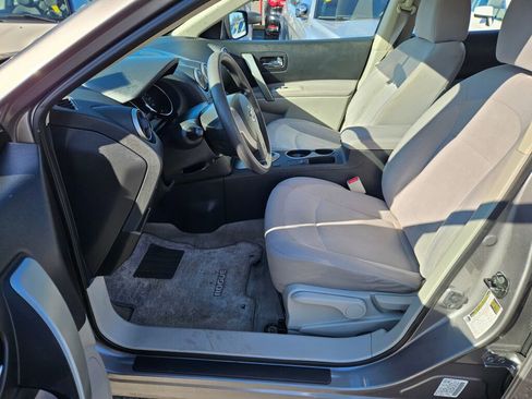 Used 2013 Nissan Rogue S image 11