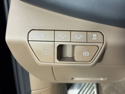 Used 2024 Kia EV9 GT-Line image 19