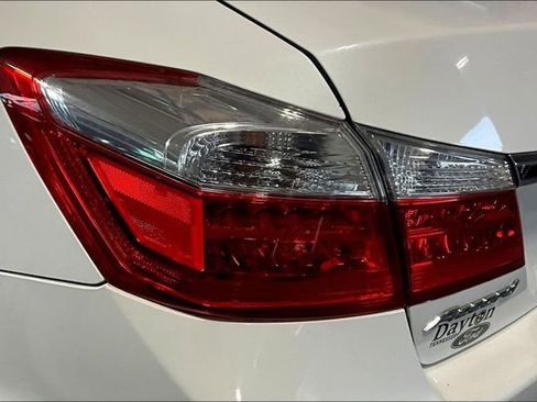 Used 2015 Honda Accord EX-L image 31