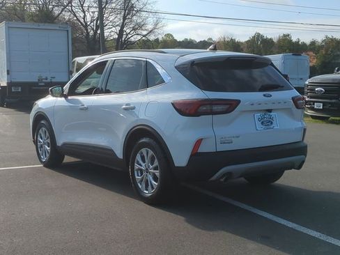 Used 2024 Ford Escape Active w/ Tech Pack #2 FWD image 11