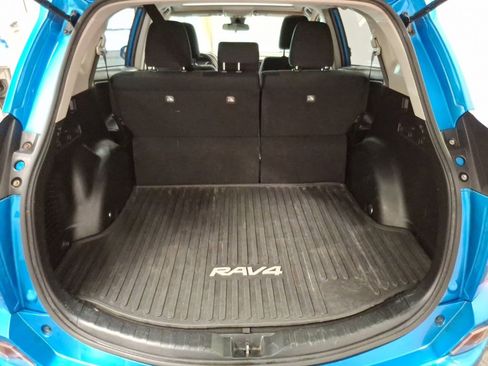 Used 2017 Toyota RAV4 XLE image 12