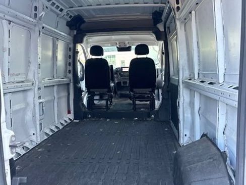 Used 2023 RAM ProMaster 2500 FWD image 4