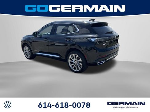 Used 2025 Buick Envision Avenir AWD/4WD image 4