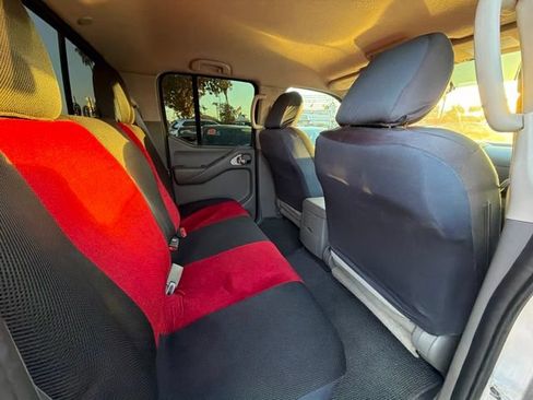 Used 2019 Nissan Frontier SV AWD/4WD image 19