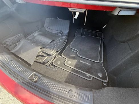 Used 2018 Mercedes-Benz E 300 4MATIC image 35