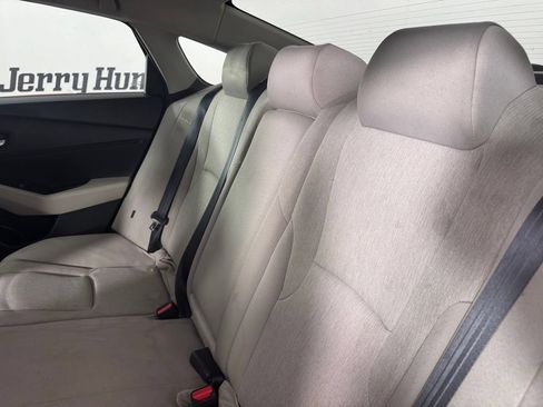 Used 2023 Honda Accord EX image 11