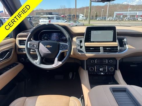 Used 2024 Chevrolet Tahoe Premier w/ Premium Package 2 AWD/4WD image 22