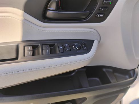 New 2026 Honda Odyssey EX-L image 24