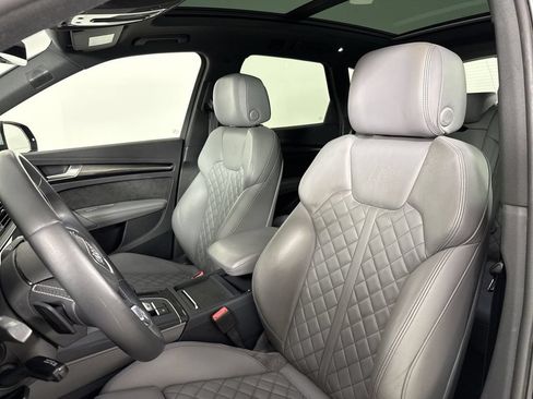 Used 2019 Audi SQ5 Premium Plus w/ Premium Plus Package AWD/4WD image 5