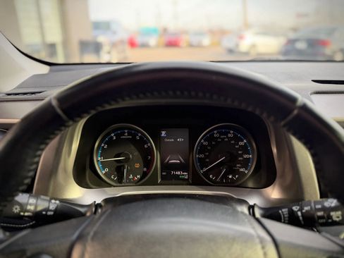 Used 2018 Toyota RAV4 XLE image 15