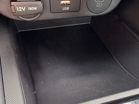 Used 2026 Hyundai Elantra Hybrid FWD image 21