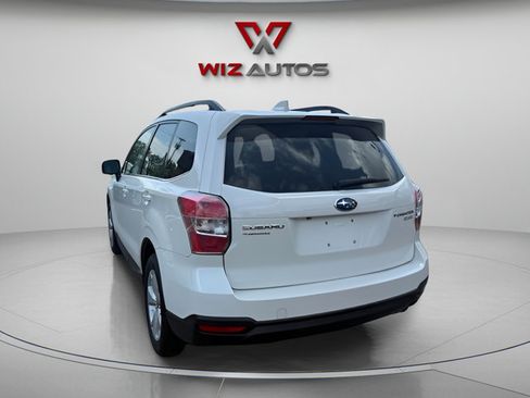 Used 2016 Subaru Forester 2.5i Limited AWD/4WD image 3
