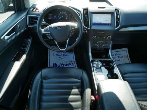 Used 2020 Ford Edge SEL w/ Convenience Package image 9