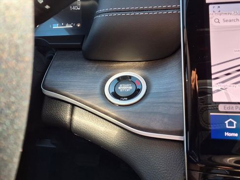 New 2025 Jeep Grand Cherokee L Limited w/ Trailer Tow Package image 11