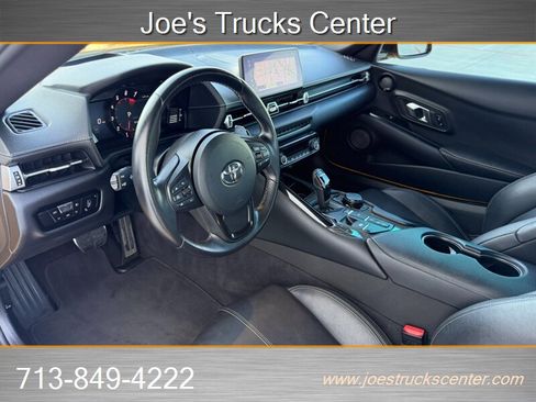 Used 2022 Toyota Supra Premium image 17