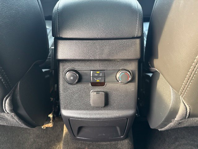 Used 2018 Ford Explorer XLT w/ Equipment Group 202A AWD/4WD image 23
