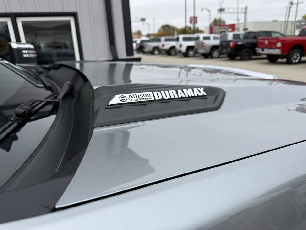 Used 2025 Chevrolet Silverado 3500 High Country w/ High Country Premium Package AWD/4WD image 26