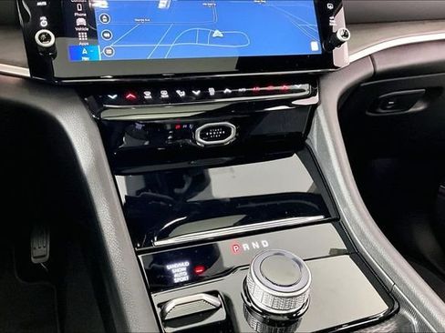 New 2026 Jeep Grand Cherokee L Limited AWD/4WD image 7