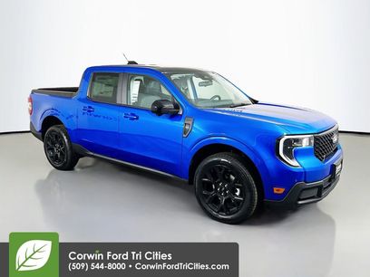 New 2025 Ford Maverick Lariat w/ Black Appearance Package