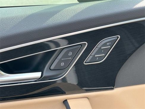 Used 2022 Audi Q7 3.0T Premium Plus image 30