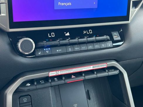 Used 2025 Toyota Tundra Limited image 36