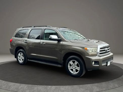 Used 2008 Toyota Sequoia Limited image 3