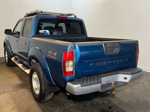 Used 2001 Nissan Frontier SE AWD/4WD image 4