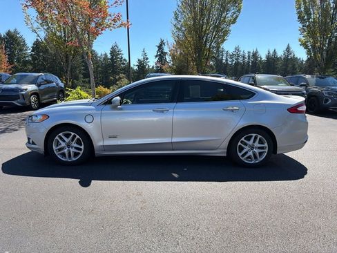 Used 2015 Ford Fusion Energi SE FWD image 9