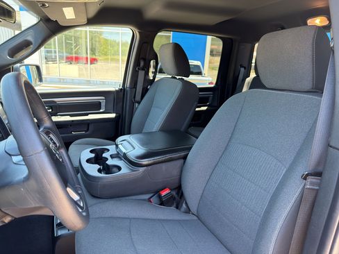 Used 2024 RAM 1500 Classic Warlock AWD/4WD image 25
