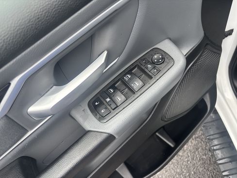 Used 2022 RAM 1500 Big Horn AWD/4WD image 17