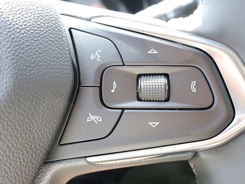 New 2026 Chevrolet Trax LT w/ LT Convenience Package FWD image 18