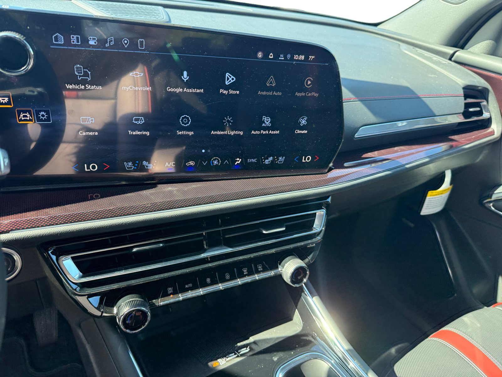 New 2027 Chevrolet Traverse RS AWD/4WD image 12