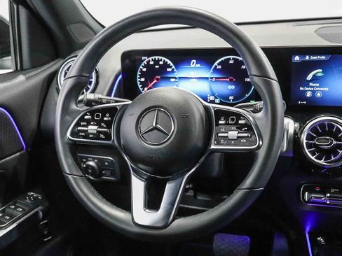 Certified 2023 Mercedes-Benz EQB 300 4MATIC image 15
