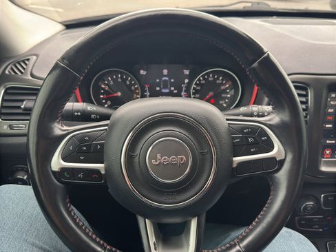 Used 2018 Jeep Compass Trailhawk w/ Leather Interior Group image 19