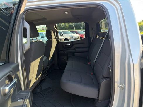 Used 2021 Chevrolet Silverado 1500 Custom AWD/4WD image 14