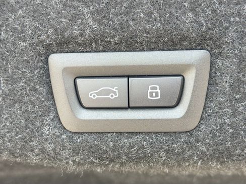 New 2026 BMW 530i xDrive w/ M Sport Package image 12