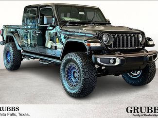 New 2025 Jeep Gladiator Sport video 1