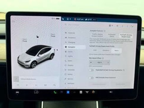 Used 2021 Tesla Model Y 2WD image 14