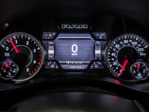 Used 2022 RAM 3500 Laramie AWD/4WD image 18